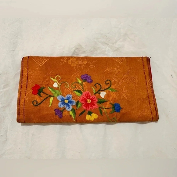 Vintage‎ Embroidered Orange 10 in Clutch/Wallet - Picture 1 of 4